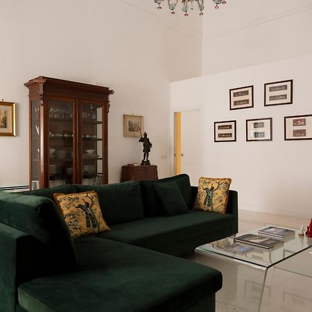 A.Ri.El Luxury Apartment Napels Buitenkant foto